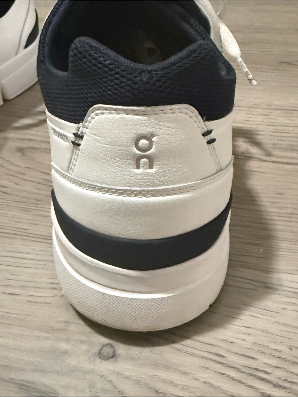 On Running The Roger Mens 14 White Navy Tennis Shoes Speedboard Vegan Leather - Picture 4 of 10